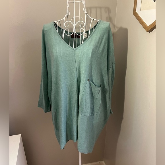 Kerisma Center Seam 3/4 Sleeve V-Neck Blue Raven Knit Sweater Pocket Top M/L - Picture 2 of 4